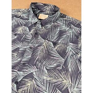Reel Life Mens Fishing Shirt 2XL Short Sleeve Button-Up Blue Floral‎ Hawaiian